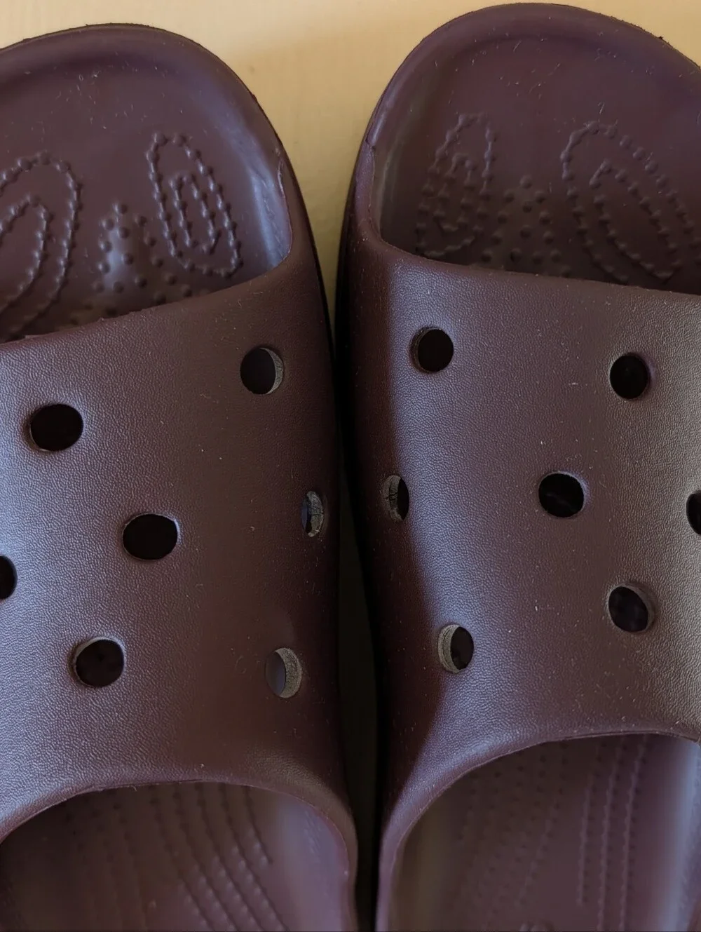 Crocs Women's Classic Platform Slide Dark Cherry SIZE 11 - Picture 6 of 6